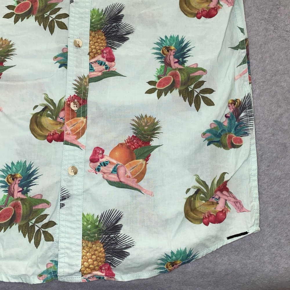 On The Byas Shirt Men's Medium Green Pinup Girls Hawaiian AOP Button Up Tropic - Picture 3 of 16